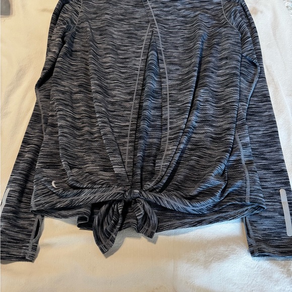 Zyia Long Sleeve Top - Picture 2 of 2